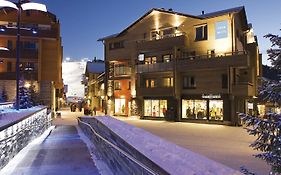 Levi Suites Unna Mànnu